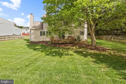 Exterior - 1408 Cavendish Dr, Silver Spring, MD 20905 photo 11 of 14