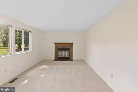 Living - 1408 Cavendish Dr, Silver Spring, MD 20905 photo 3 of 4