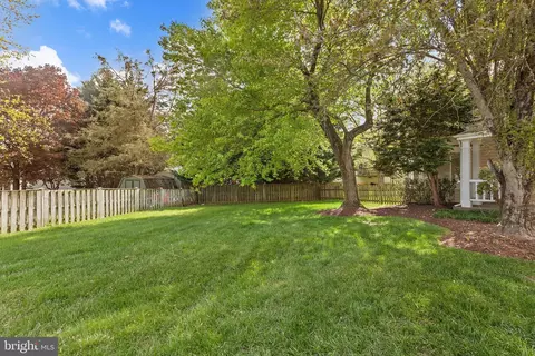 Exterior - 1408 Cavendish Dr, Silver Spring, MD 20905 photo 5 of 14