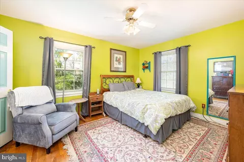 Bedroom - 10612 Stoneyhill Ct, Silver Spring, MD 20901 photo 1 of 4