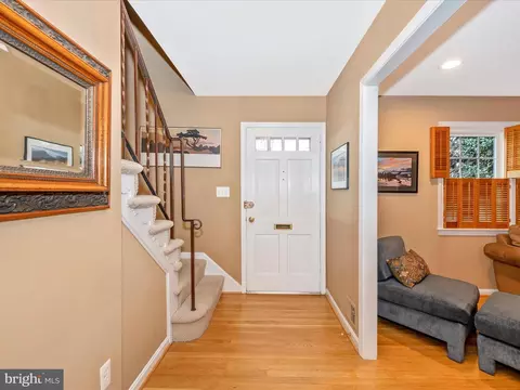 Entry Way - 11906 Devilwood Dr, Potomac, MD 20854 photo 1 of 2