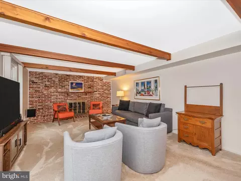 Living - 11906 Devilwood Dr, Potomac, MD 20854 photo 7 of 12