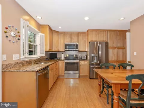 Kitchen - 11906 Devilwood Dr, Potomac, MD 20854 photo 1 of 4