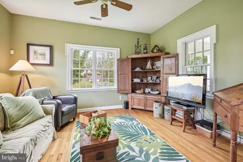 Living - 815 Notley Rd, Silver Spring, MD 20904 photo 6 of 9
