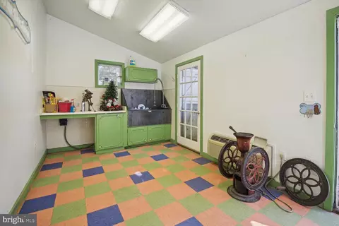 Other - 815 Notley Rd, Silver Spring, MD 20904 photo 8 of 9