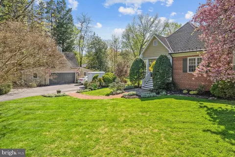 Exterior - 815 Notley Rd, Silver Spring, MD 20904 photo 7 of 18