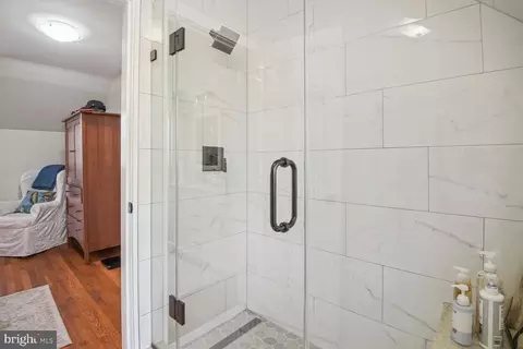 Bath - 815 Notley Rd, Silver Spring, MD 20904 photo 3 of 4