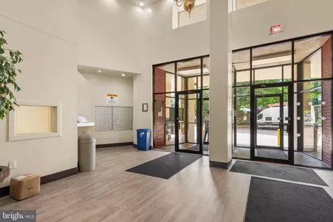 8830 Piney Branch Rd #1205, Silver Spring, MD 20903 photo 3