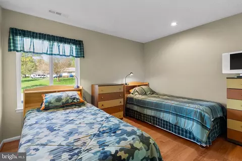 Bedroom - 4 Pimlico Ct #13-B, Silver Spring, MD 20906 photo 1 of 4