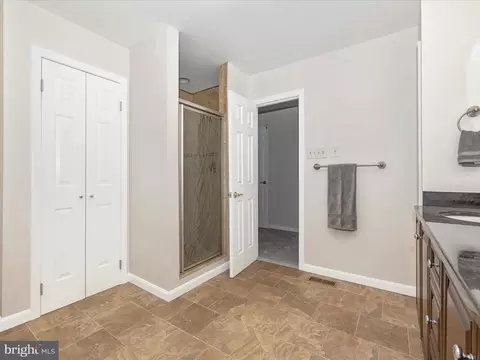 Bath - 15920 Barnesville Rd, Boyds, MD 20841 photo 3 of 5