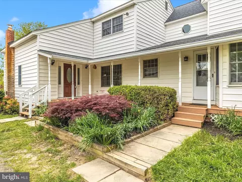 Exterior - 15920 Barnesville Rd, Boyds, MD 20841 photo 11 of 19