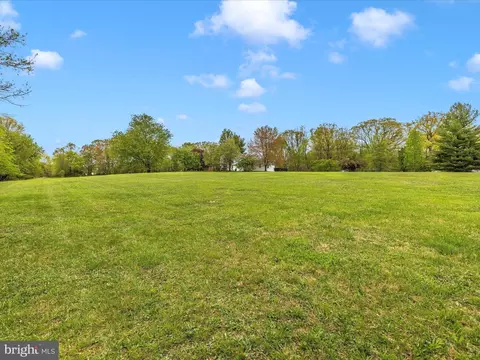 Exterior - 15920 Barnesville Rd, Boyds, MD 20841 photo 18 of 19