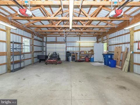Exterior - 15920 Barnesville Rd, Boyds, MD 20841 photo 10 of 19