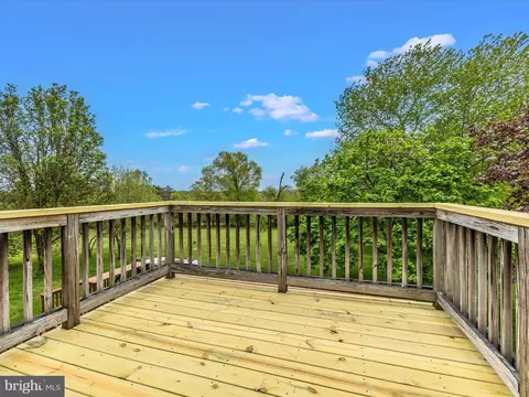 Exterior - 15920 Barnesville Rd, Boyds, MD 20841 photo 3 of 19