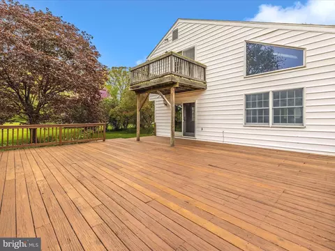 Exterior - 15920 Barnesville Rd, Boyds, MD 20841 photo 16 of 19