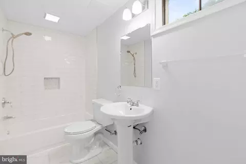 Bath - 3142 Fairland Rd, Silver Spring, MD 20904 photo 4 of 4
