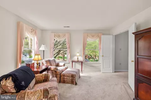 Living - 605 Pebble Beach Dr, Silver Spring, MD 20904 photo 6 of 8