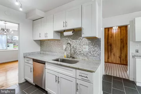 Kitchen - 403 Torrington Pl, Silver Spring, MD 20901 photo 1 of 10