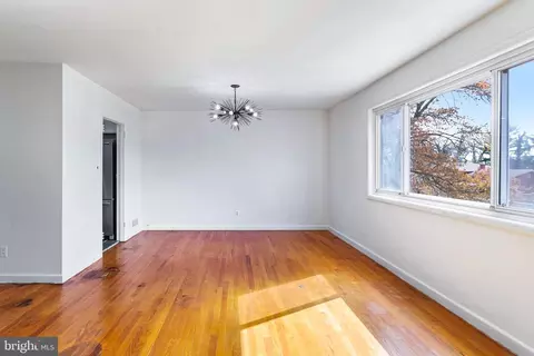 Dining - 403 Torrington Pl, Silver Spring, MD 20901 photo 1 of 1