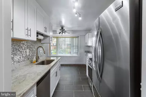 Kitchen - 403 Torrington Pl, Silver Spring, MD 20901 photo 9 of 10