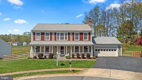 Exterior - 4105 Danube Ct, Olney, MD 20832 photo 8 of 8