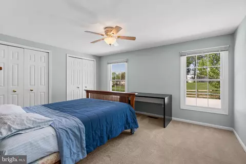 Bedroom - 4105 Danube Ct, Olney, MD 20832 photo 8 of 9