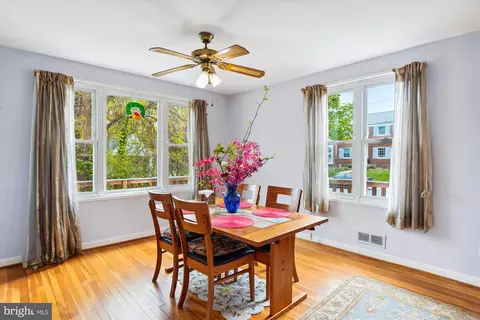 Dining - 403 Harding Dr, Silver Spring, MD 20901 photo 3 of 4