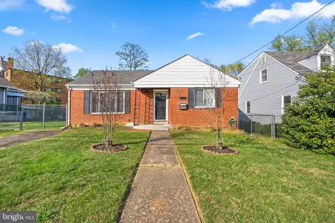 719 Ritchie Ave, Silver Spring, MD 20910 photo 1