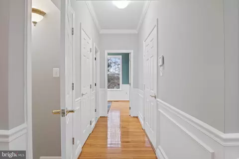 Entry Way - 1843 Middlebridge Dr, Silver Spring, MD 20906 photo 3 of 9