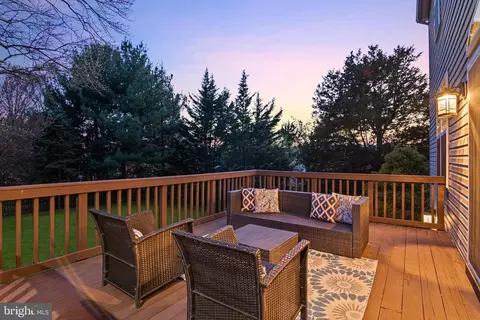 Exterior - 1843 Middlebridge Dr, Silver Spring, MD 20906 photo 5 of 7