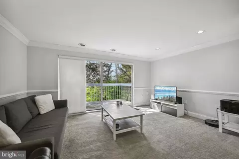 Living - 3340 Hewitt Ave #4-3-C, Silver Spring, MD 20906 photo 1 of 3