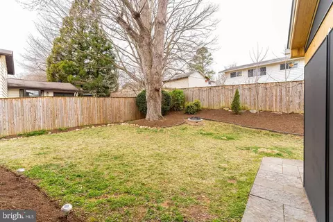 Exterior - 403 Eisner St, Silver Spring, MD 20901 photo 6 of 7