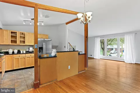 Dining - 403 Eisner St, Silver Spring, MD 20901 photo 2 of 2