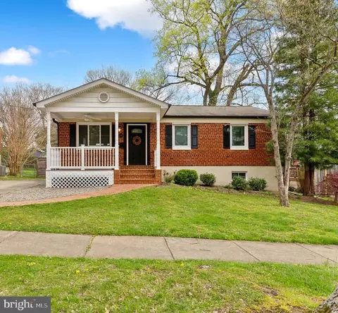11212 Ashley Dr, Rockville, MD 20852