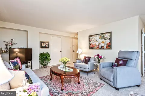 9701 Fields Rd #1902, Gaithersburg, MD 20878 photo 6
