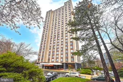 9701 Fields Rd #1902, Gaithersburg, MD 20878
