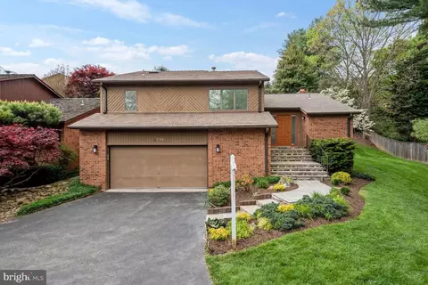 8019 Grand Teton Dr, Potomac, MD 20854