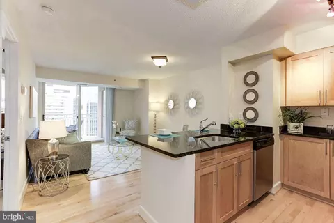 7500 Woodmont Ave #S1112, Bethesda, MD 20814