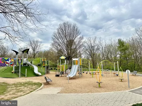View/Area - 4409 Garrett Park Rd, Silver Spring, MD 20906 photo 1 of 1