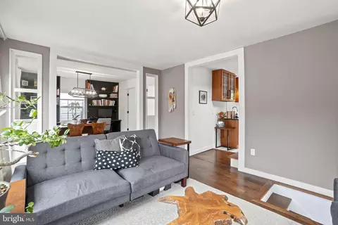 Living - 4409 Garrett Park Rd, Silver Spring, MD 20906 photo 2 of 2