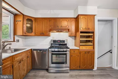 124 Marine Ter, Silver Spring, MD 20905 photo 38