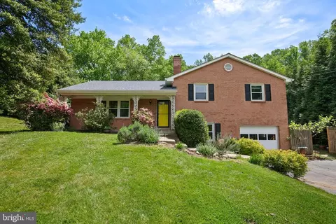 124 Marine Ter, Silver Spring, MD 20905 photo 2