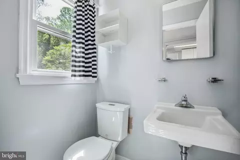 124 Marine Ter, Silver Spring, MD 20905 photo 15