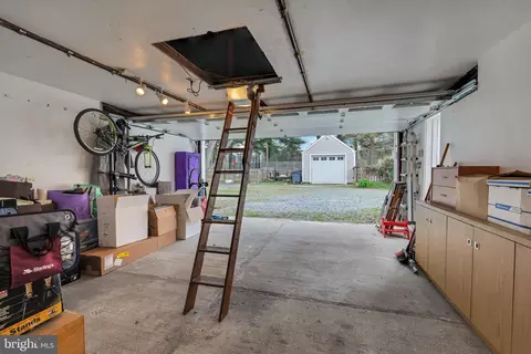 Exterior - 11403 Kenton Dr, Silver Spring, MD 20902 photo 8 of 16