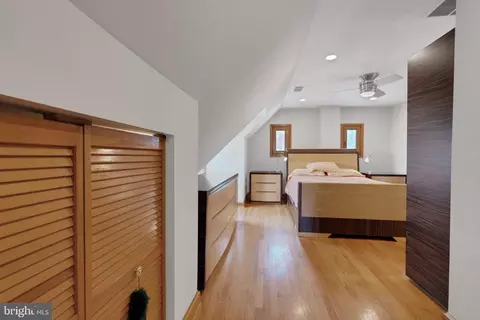 Bedroom - 11403 Kenton Dr, Silver Spring, MD 20902 photo 3 of 6