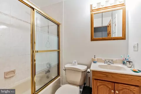 Bath - 11403 Kenton Dr, Silver Spring, MD 20902 photo 1 of 4