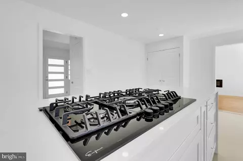 Other - 10205 Windsor View Dr, Potomac, MD 20854 photo 3 of 21