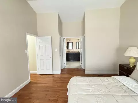 Bedroom - 213 Amberleigh Dr, Silver Spring, MD 20905 photo 3 of 5