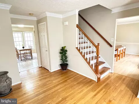 Entry Way - 213 Amberleigh Dr, Silver Spring, MD 20905 photo 1 of 5