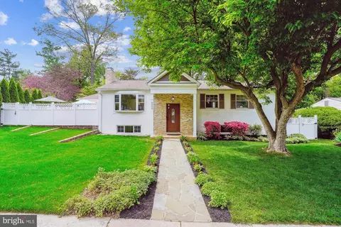 8000 Beech Tree Rd, Bethesda, MD 20817